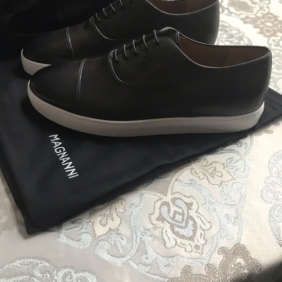 Magnanni shoes size 9.5M color Gray and white - Picture 3 of 10